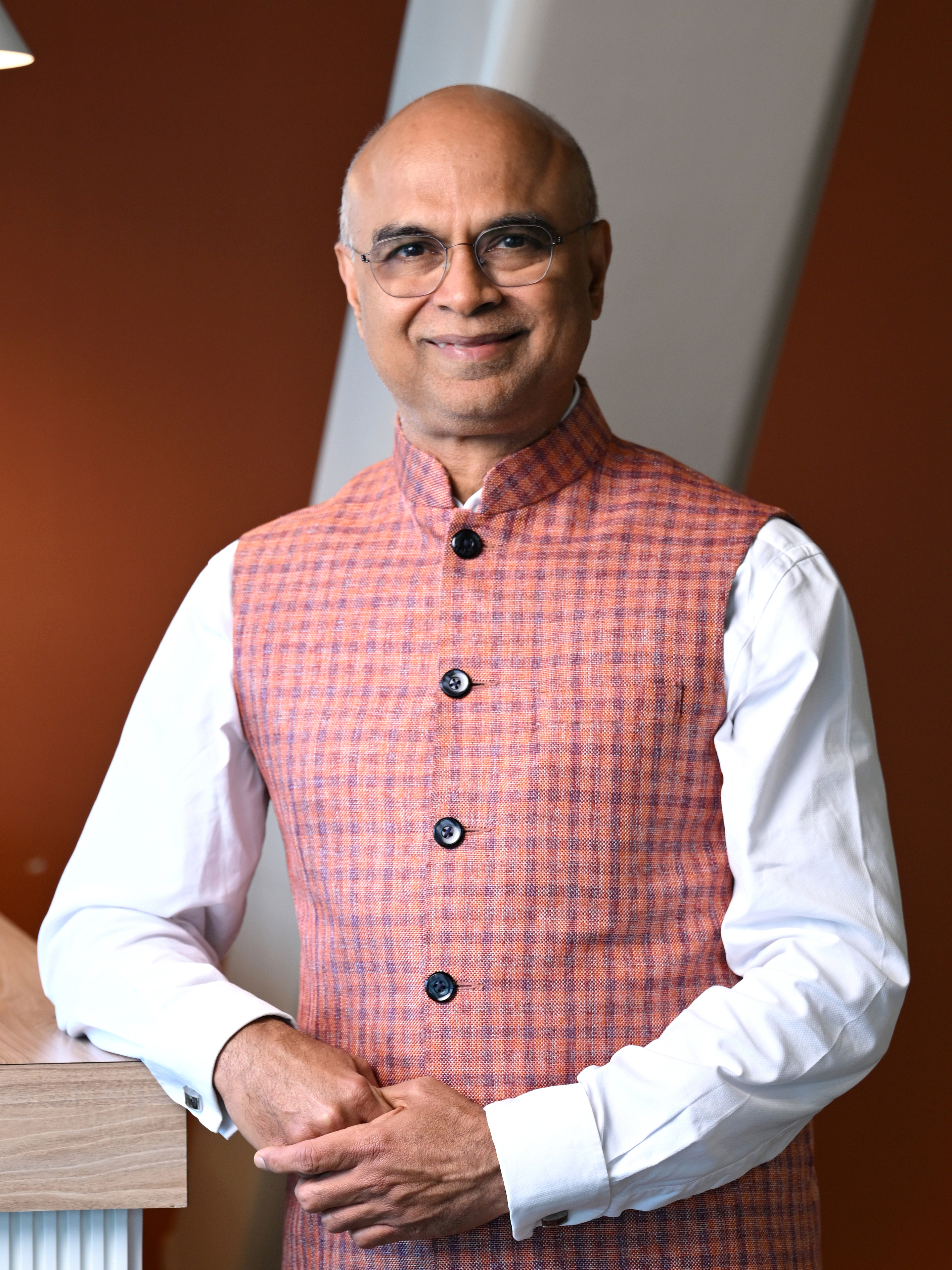Mr Vinayak Pai