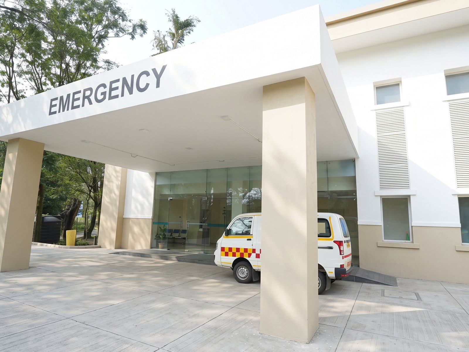 The Apollo SHINE Emergency entrance and ambulance at CHRIST Lavasa