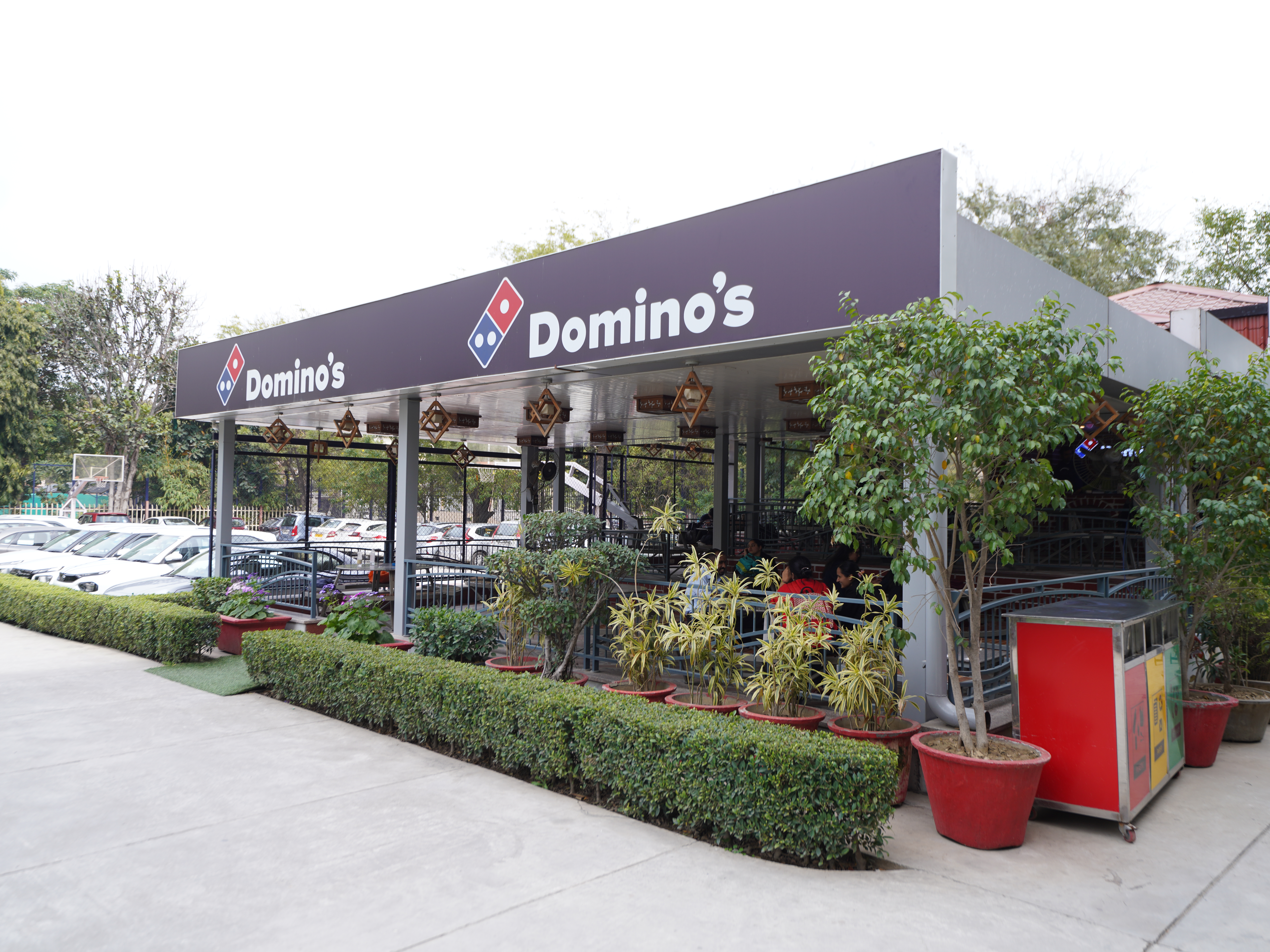 Dominos